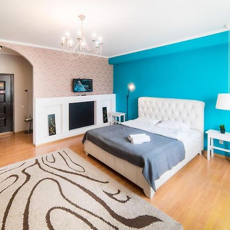 Manica Mega Towers Apartment Almaty Bagian luar foto