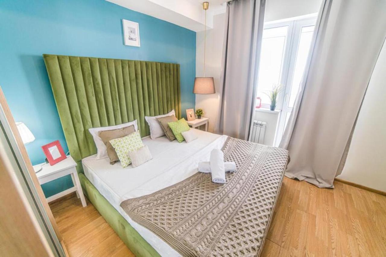 Manica Mega Towers Apartment Almaty Bagian luar foto