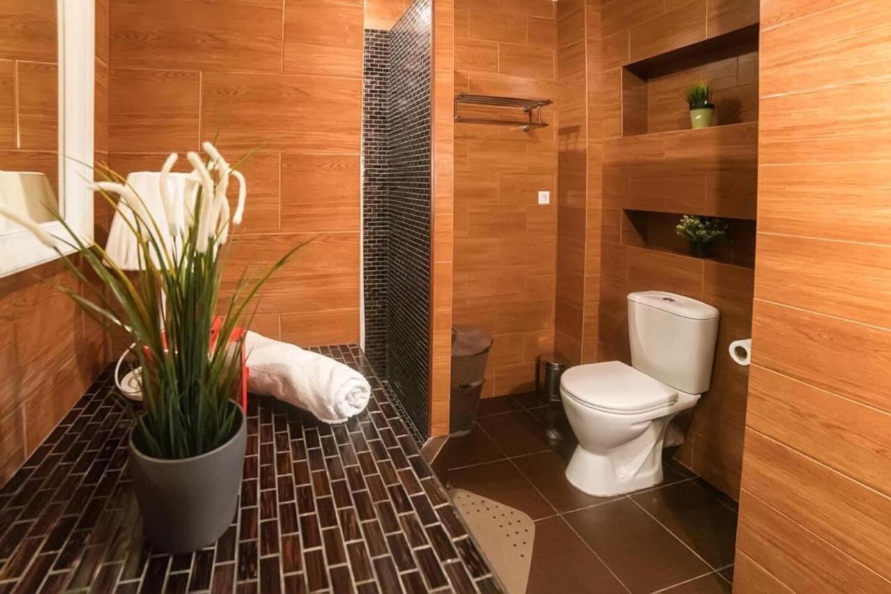 Manica Mega Towers Apartment Almaty Bagian luar foto