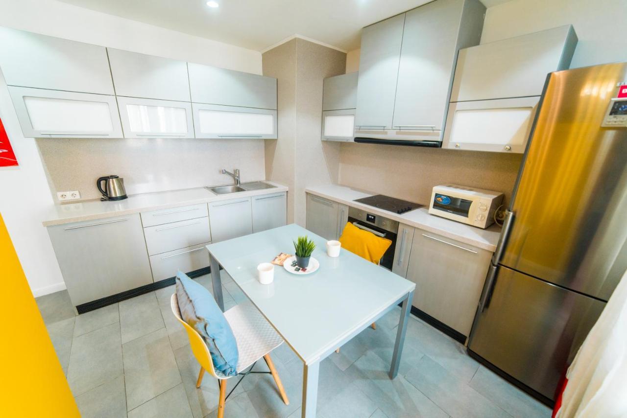 Manica Mega Towers Apartment Almaty Bagian luar foto