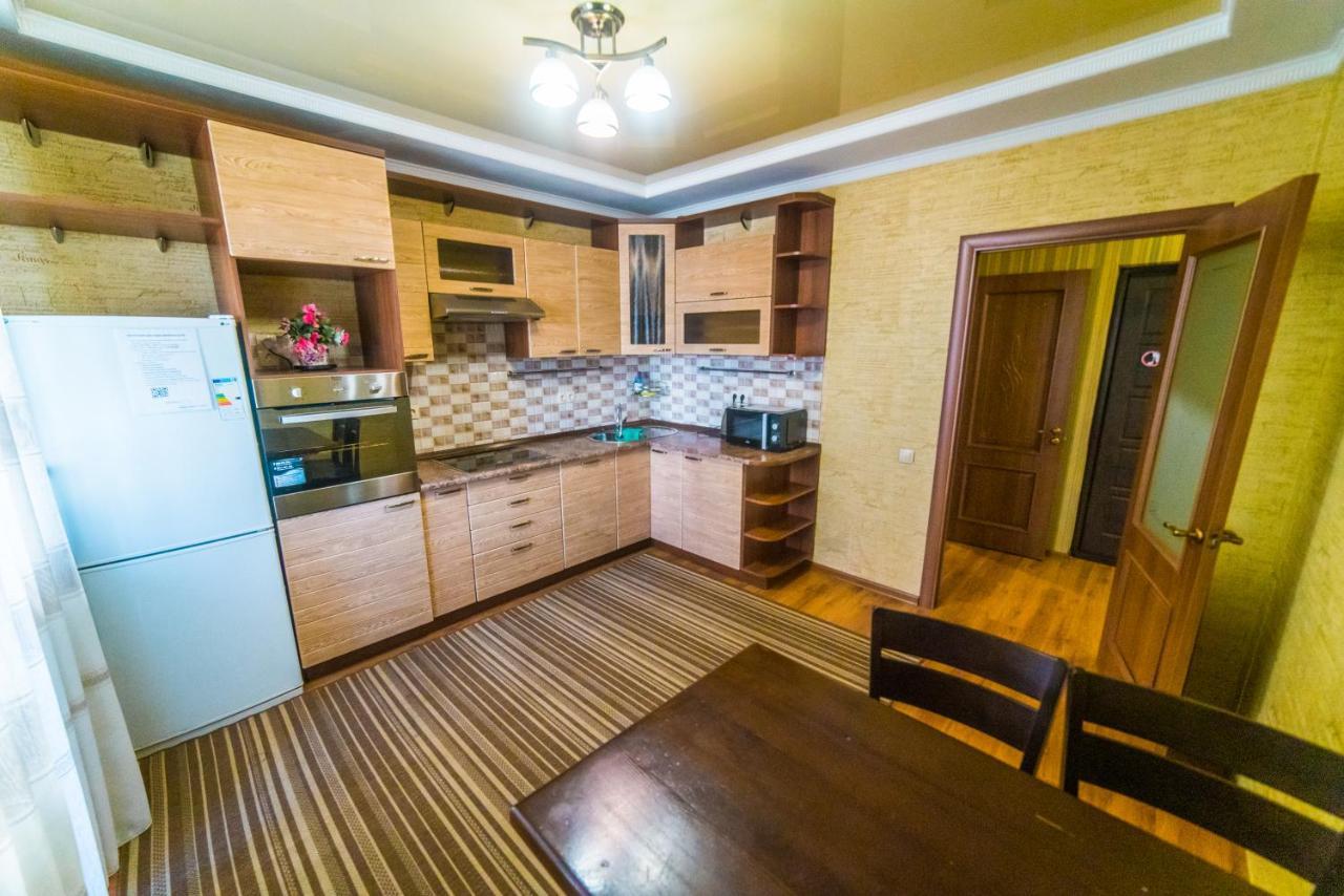 Manica Mega Towers Apartment Almaty Bagian luar foto